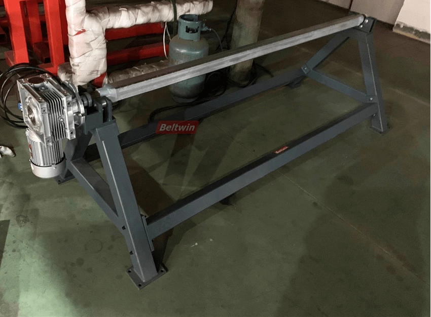 Станок для резки конвейерной ленты с намотчиком и перемотчиком (улучшенная версия)