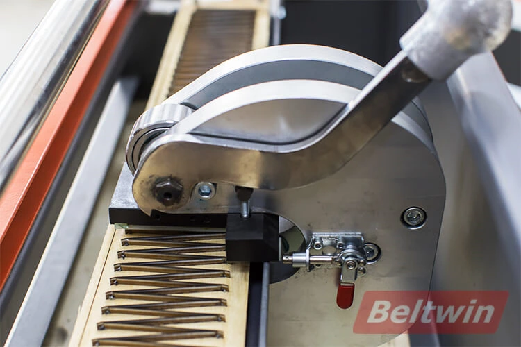 Ручной пробойник пальцев ремня PVC PU TC300-1500