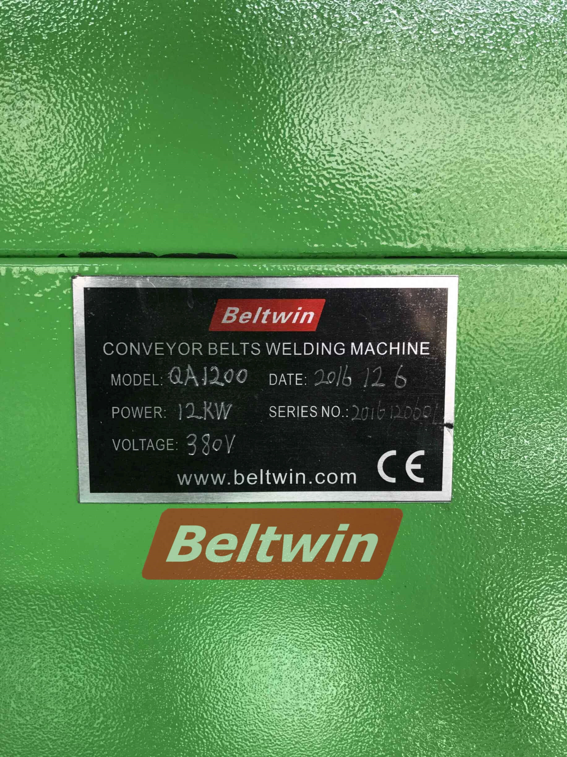 Упаковка ВЧ сварочных аппаратов в Россию