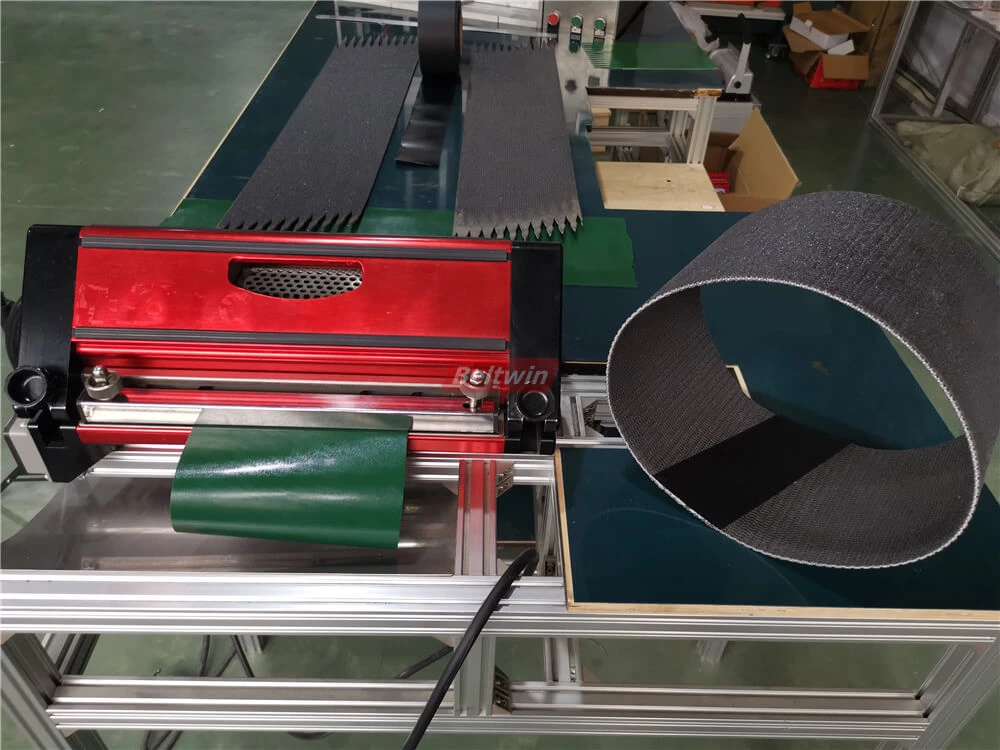 Как сращивать ленту ПВК прессом с воздушным охлаждением и автоматическим пальцевым перфоратором-2