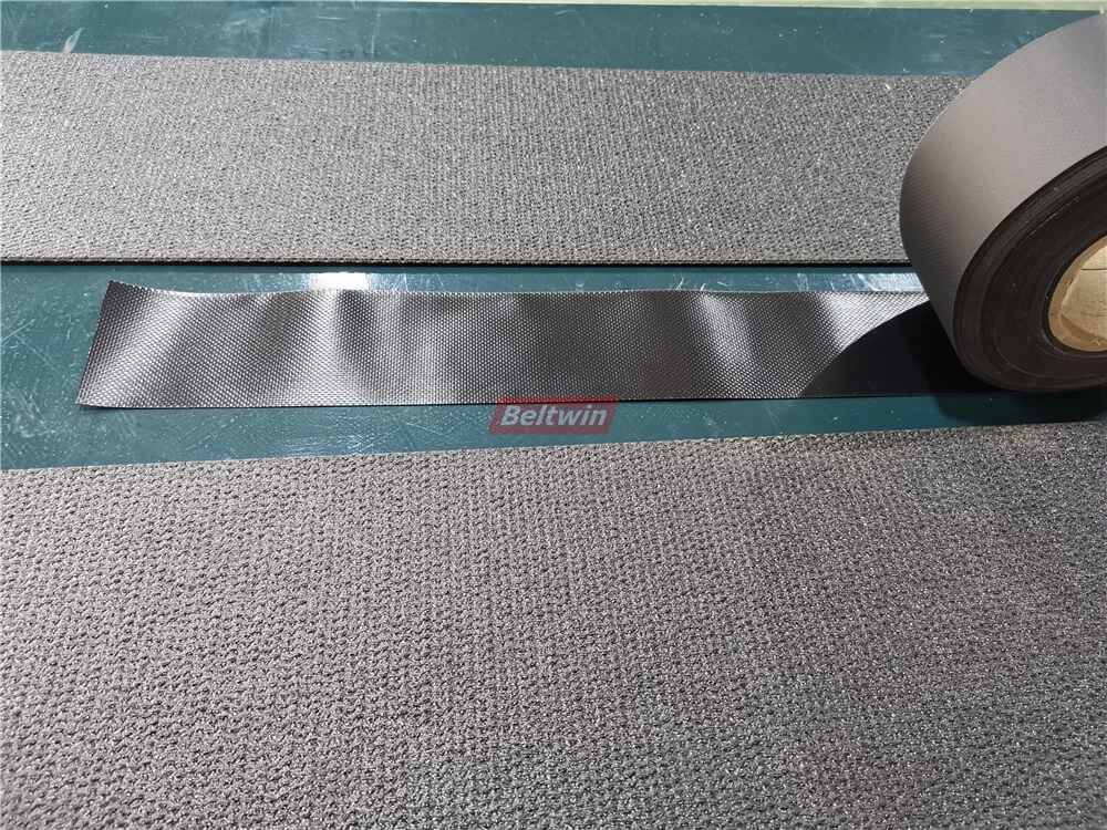 Как сращивать ленту ПВК прессом с воздушным охлаждением и автоматическим пальцевым перфоратором-2