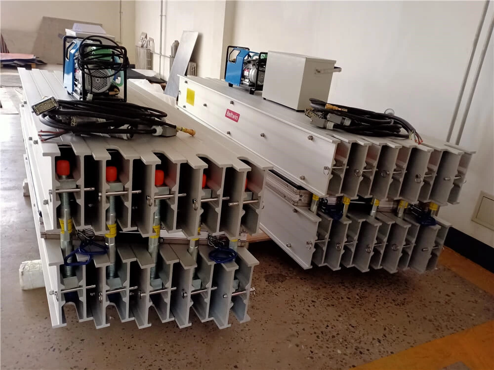 Доставка Два комплекта вулканизатора DSLQ-S 870x2100 мм в США (200 фунтов на квадратный дюйм, 22 градуса, можно использовать для ширины ремня 1800 мм)