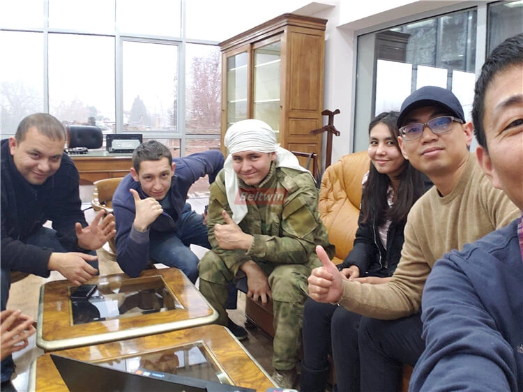 Провести обучение работе с оборудованием для узбекских клиентов