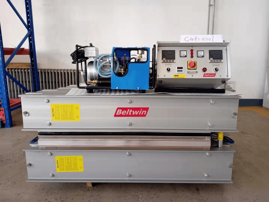 Изображение поставки вулканизатора 1250 мм x 1200 мм 200 фунтов на квадратный дюйм