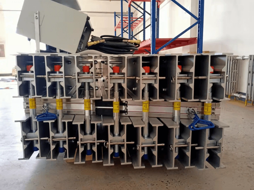 Изображение поставки вулканизатора 1250 мм x 1200 мм 200 фунтов на квадратный дюйм