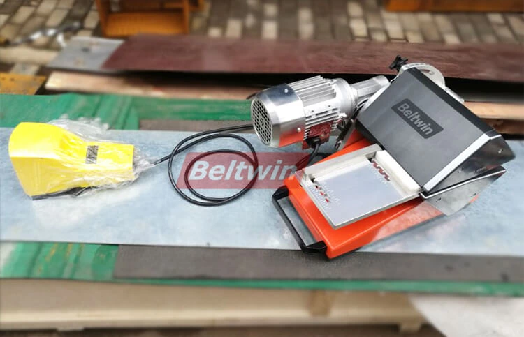 Поставка машин для обработки лент из ПВХ/ПУ компании Beltwin в Канаду (разделение лент/штамповка/соединение лент)