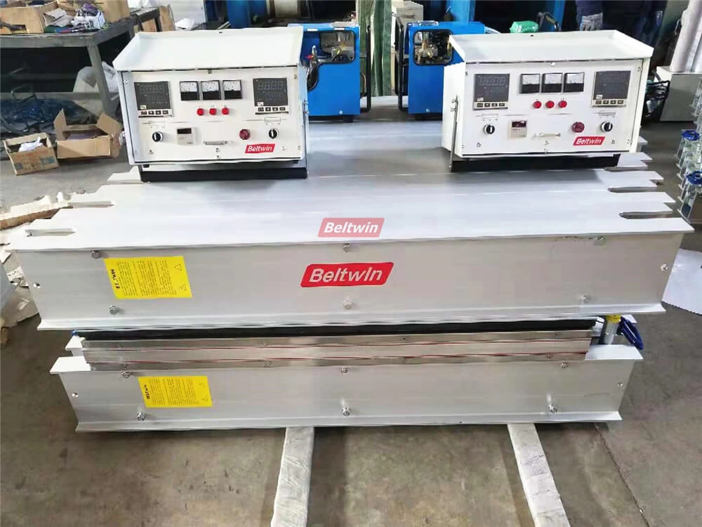 Секционный вулканизатор 1380×1320 с 2 плитами топления пар отделяя