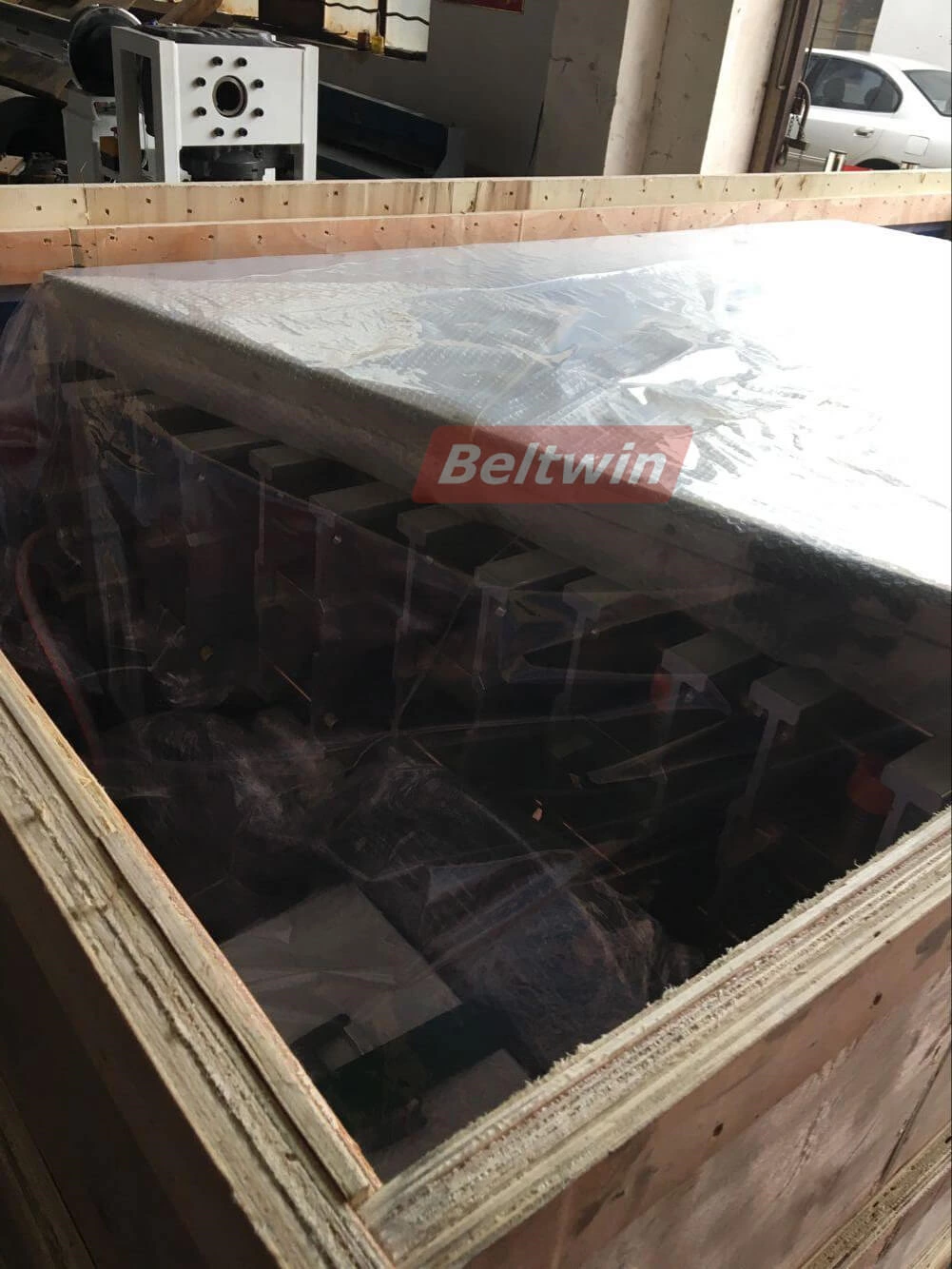 Доставка вулканизатора гидравлического типа Beltwin в Иран!