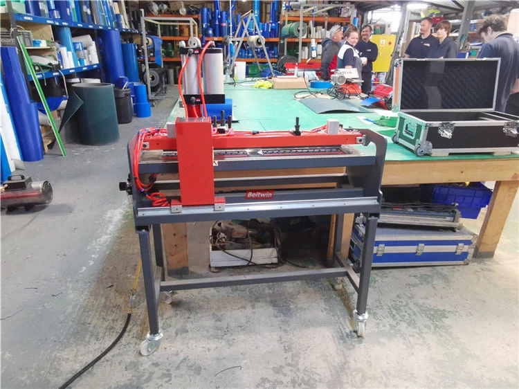 2019 Белтвин Великобритания Поездка-10