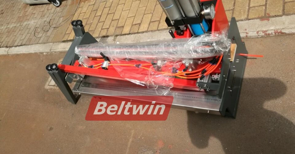 Пневматический перфоратор 1600 мм и пресс с водяным охлаждением 600 доставляются в Пакистан