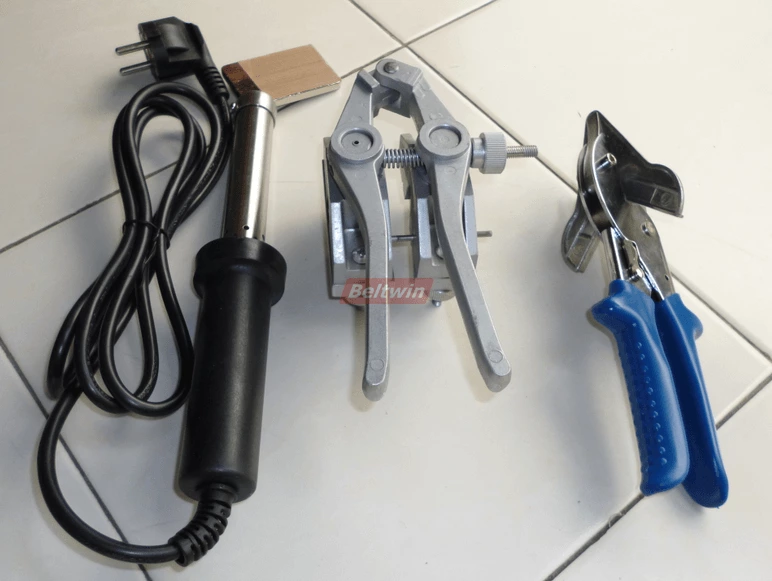 Комплект для сварки ремней из полиуретана с круглым V-образным вырезом