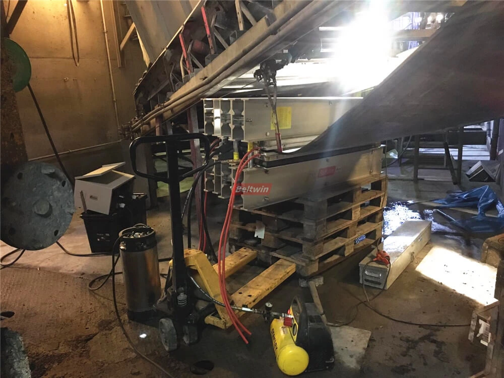 Вулканизатор с резиновой лентой в Норвегии