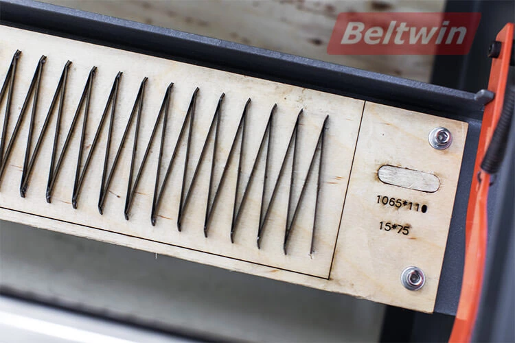 Ручной пробойник пальцев ремня PVC PU TC300-1500