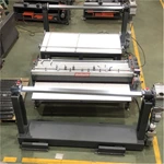 Станок для резки конвейерной ленты с намотчиком и перемотчиком и рабочим столом (европейская версия)