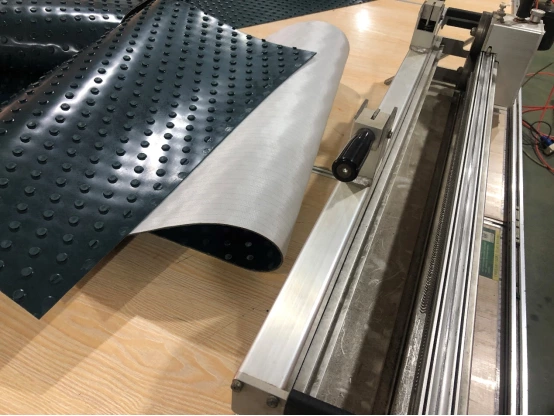 Как соединить конвейерную ленту из пвх с круглыми шпильками