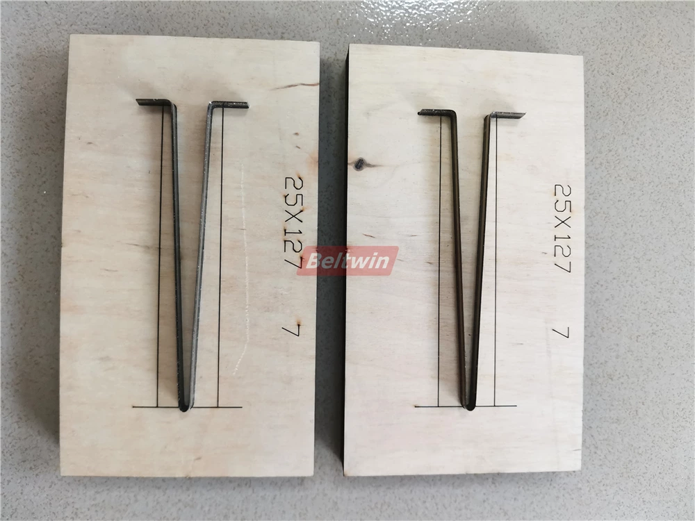 Машина для перфорации зубчатых ремней с пальцами TB20T