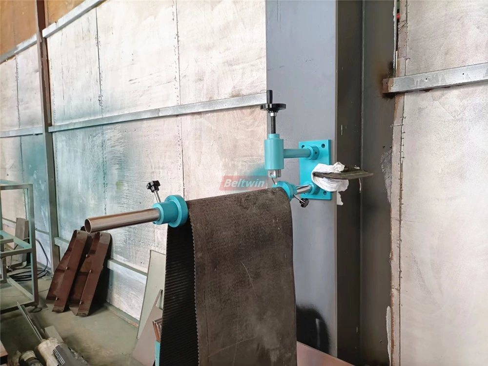 Ручное устройство для резки клиновых ремней