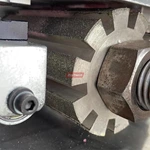 Машина для шлифования и фрезерования клиновых ремней QD150G