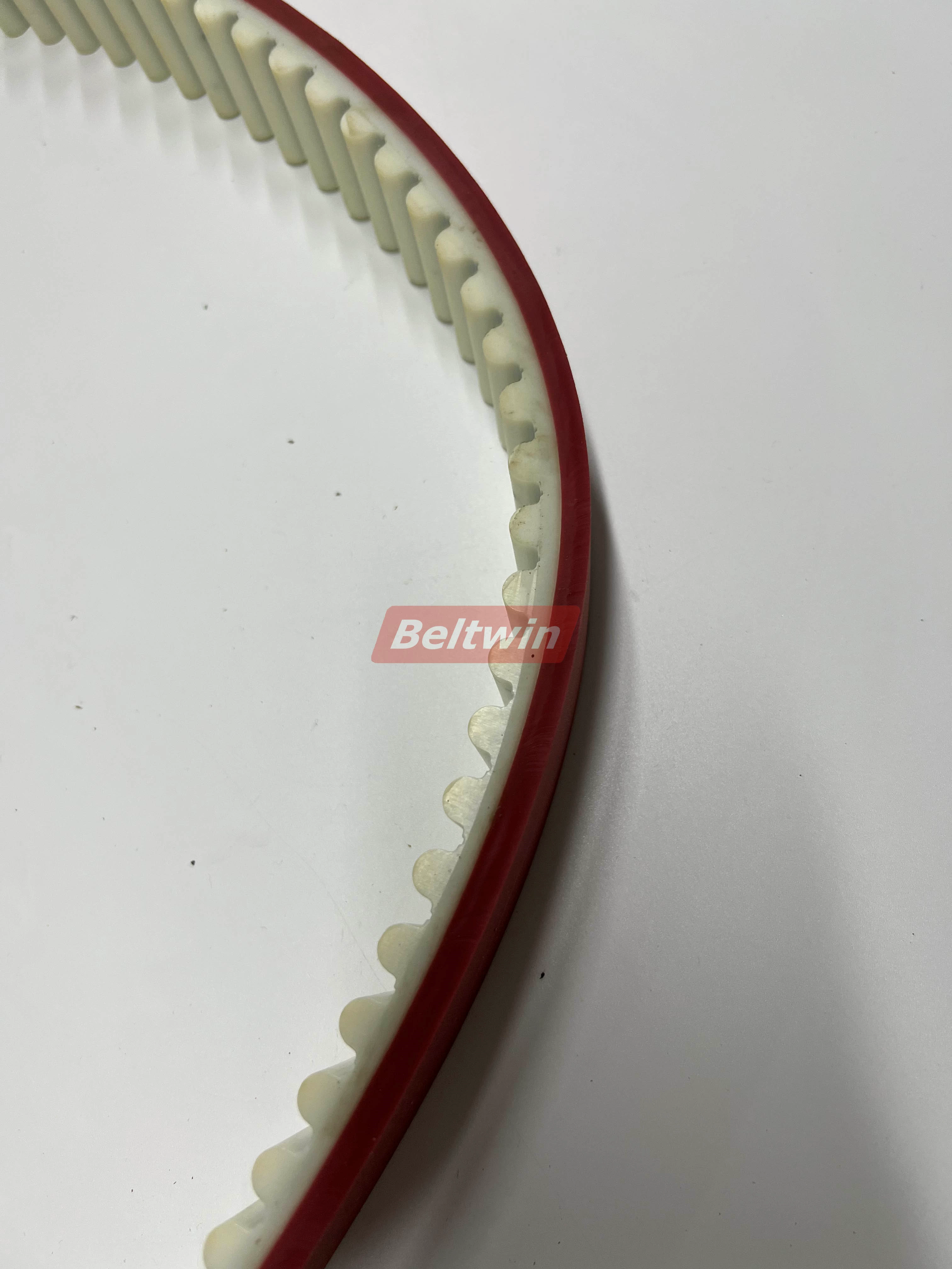 Машина для нанесения покрытия на клиновые ремни из ПУ QC180C