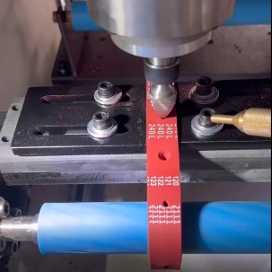 Машина для перфорации тайминг-ремней TD200T и TD500T