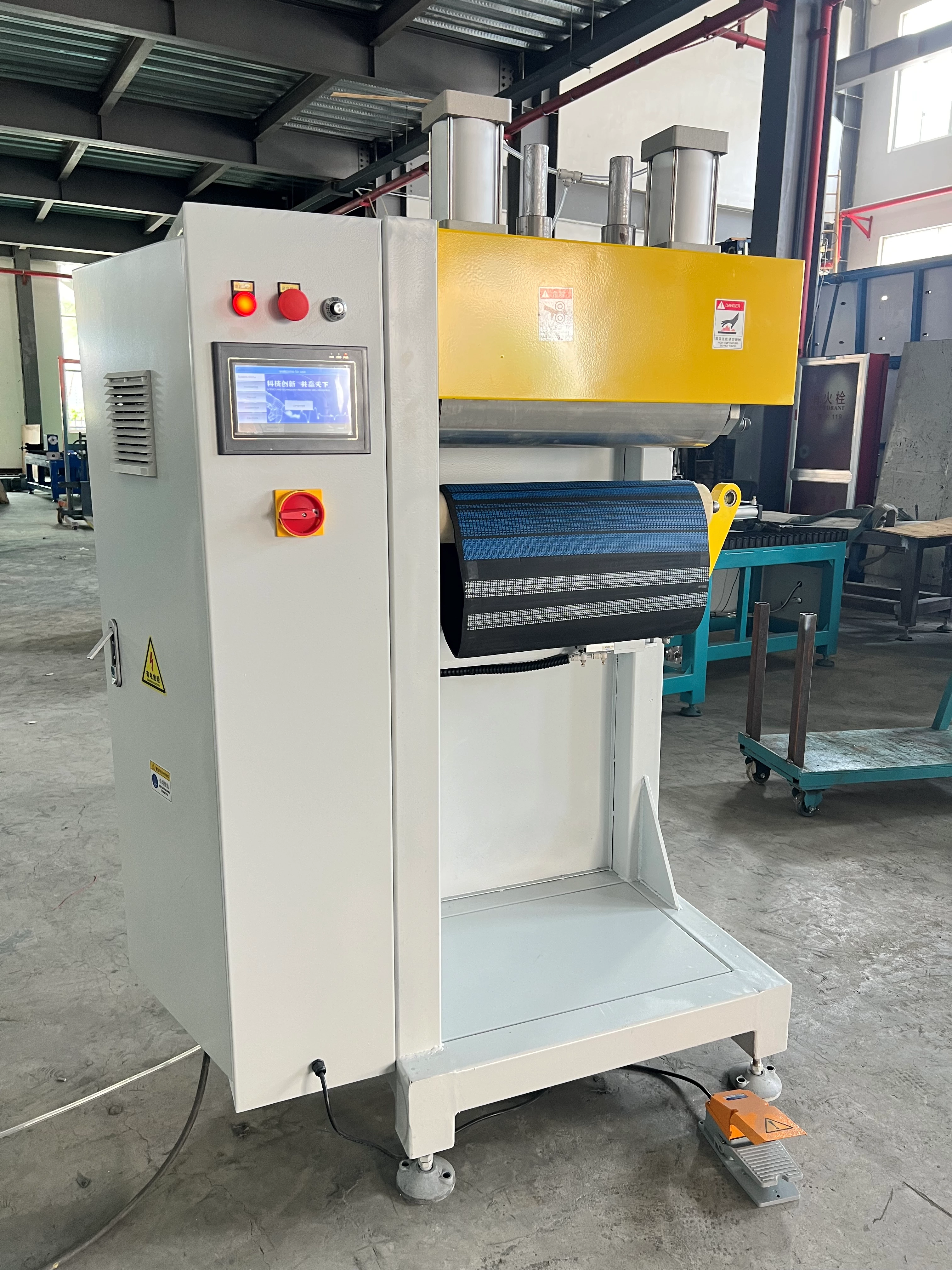 Машина для печати на резиновых тайминг-ремнях, размеры 550-1000 мм (версия для производства)