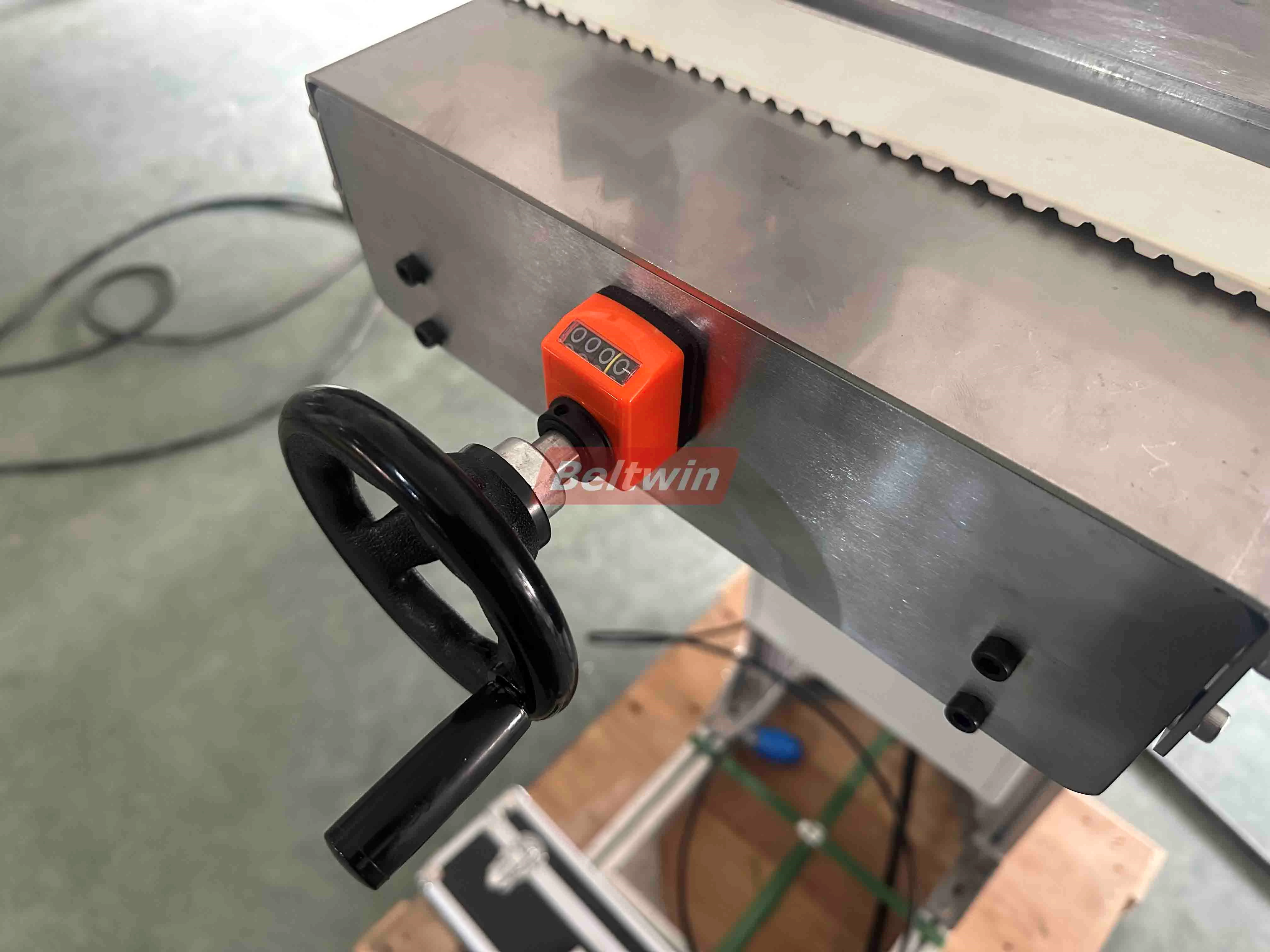 Машина для печати на ремнях PU