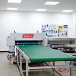 Полностью автоматический станок для пробивки зубчатых соединений (пальцев) для беговых дорожек